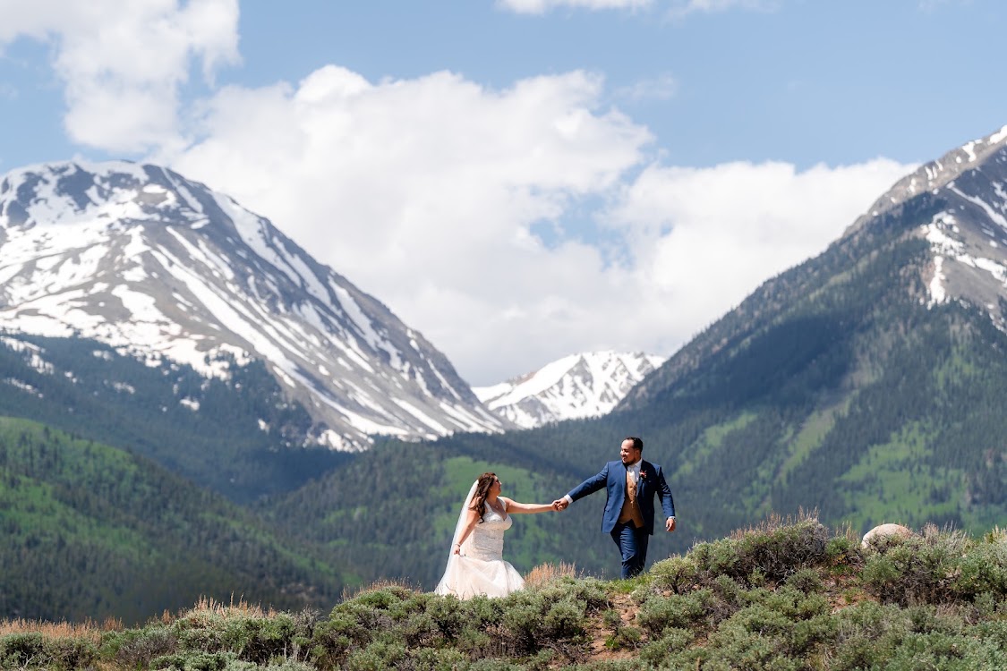 Colorado Outdoor Weddings, elopement package provider in Colorado