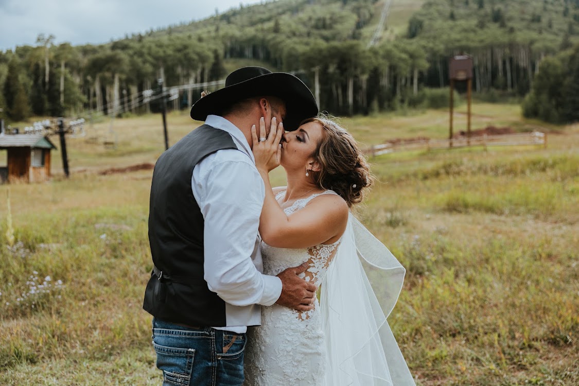 Danielle Lou Photography, photographer in Colorado